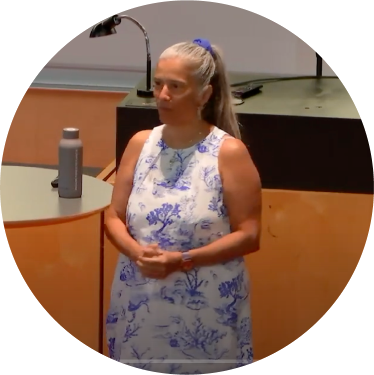 Dr. Medina at her podium presentation at the panel Microbial Assemblage In Tropical Marine Holobiont.